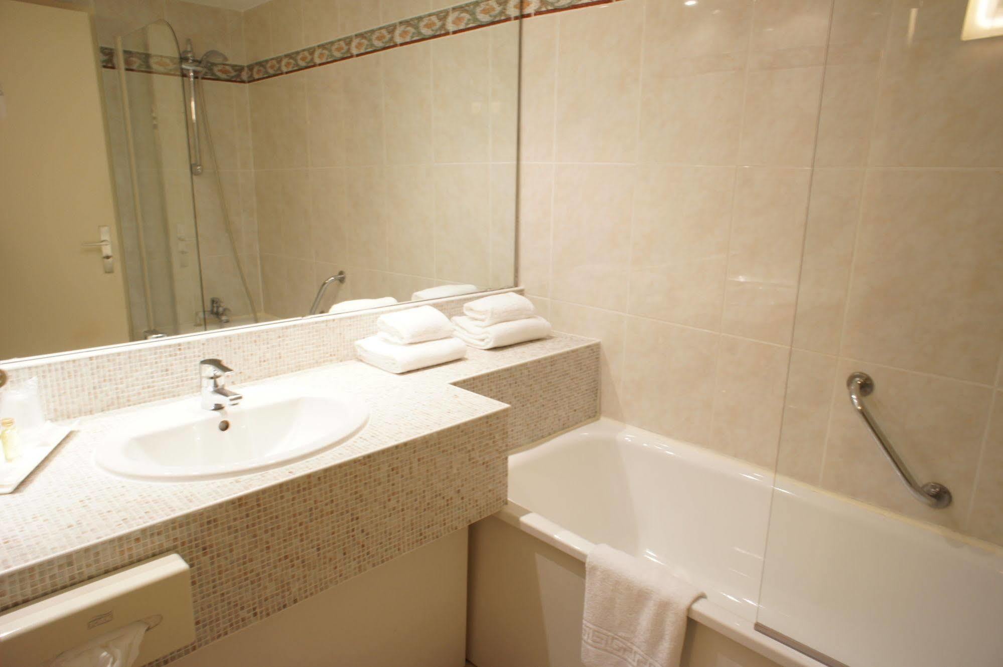 Inter-Hotel La Closerie Beaune 본느 외부 사진